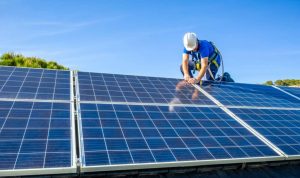 Installation et mise en production des panneaux solaires photovoltaïques à Mouroux